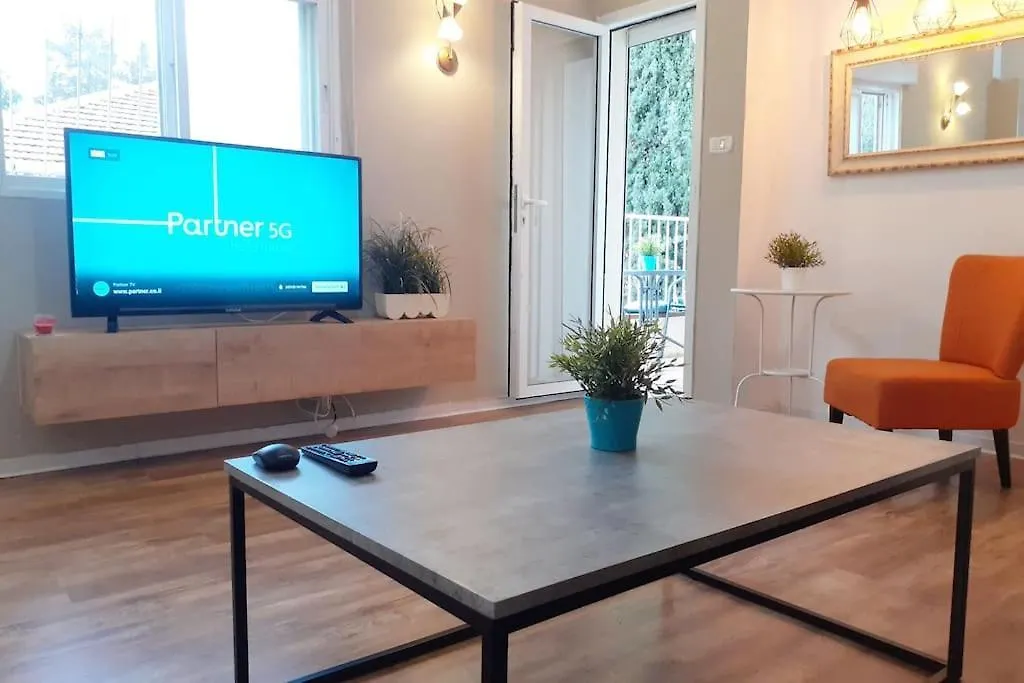 Magical Apartment Close To The Baha'I Gardens Haifa